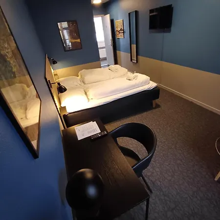 Double 5 In The Center Of Hotell 3*